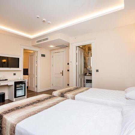 Prag Hotel Istanbul Exterior photo